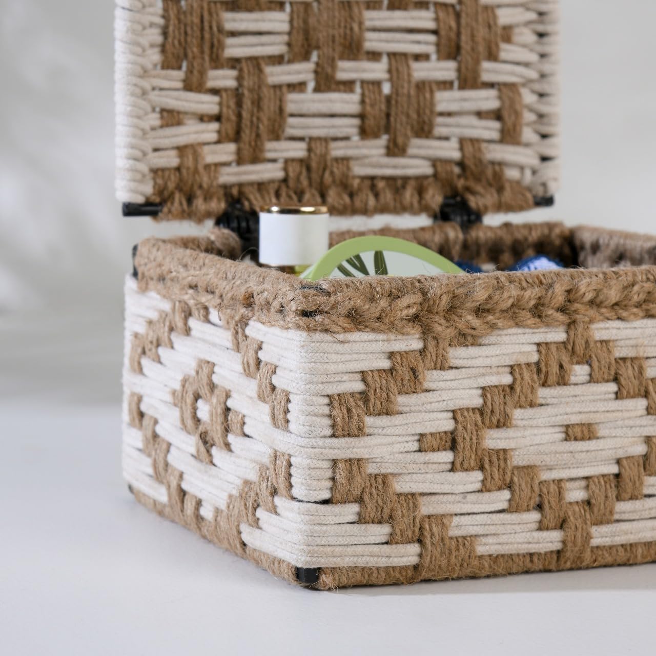 Wood Curls Handwoven Cotton Rope Storage Box – Natural Brown and White Organizer with Lid for Tea Bags, Jewelry, Trinkets, Desk & Vanity, Decorative Organiser,23cm(L) x16.5cm(W) x12.7cm(H)