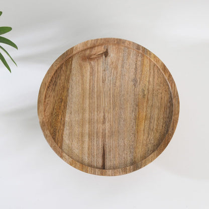 WOOD CURLS 23 cm round mango wood cake stand with a natural grain finish, viewed from directly above.