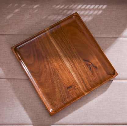 WOOD CURLS square mango wood serving platter with a natural grain finish, perfect for appetizers or home decor.